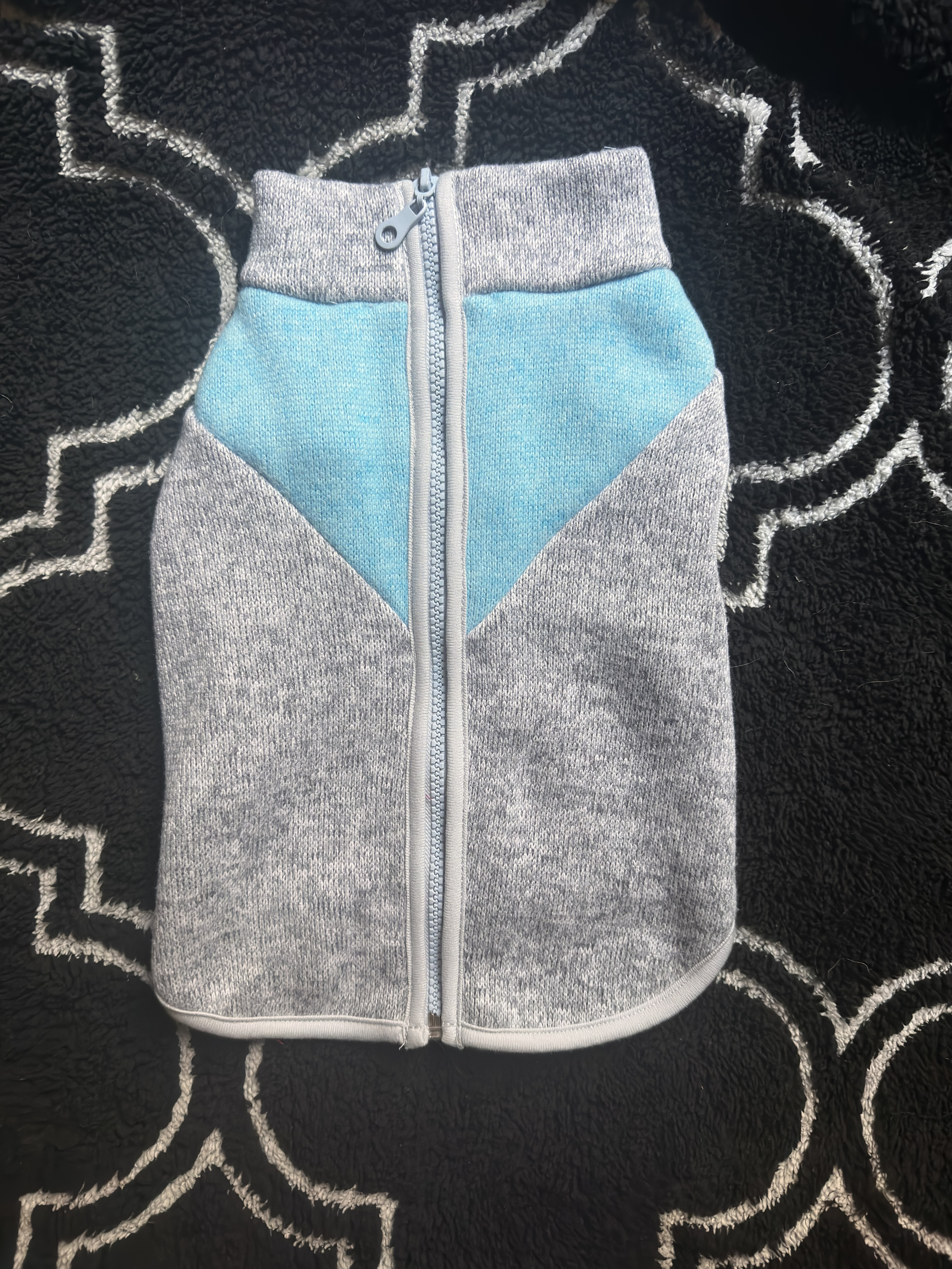 Kamizelka z dzianiny swetrowej ocieplanej